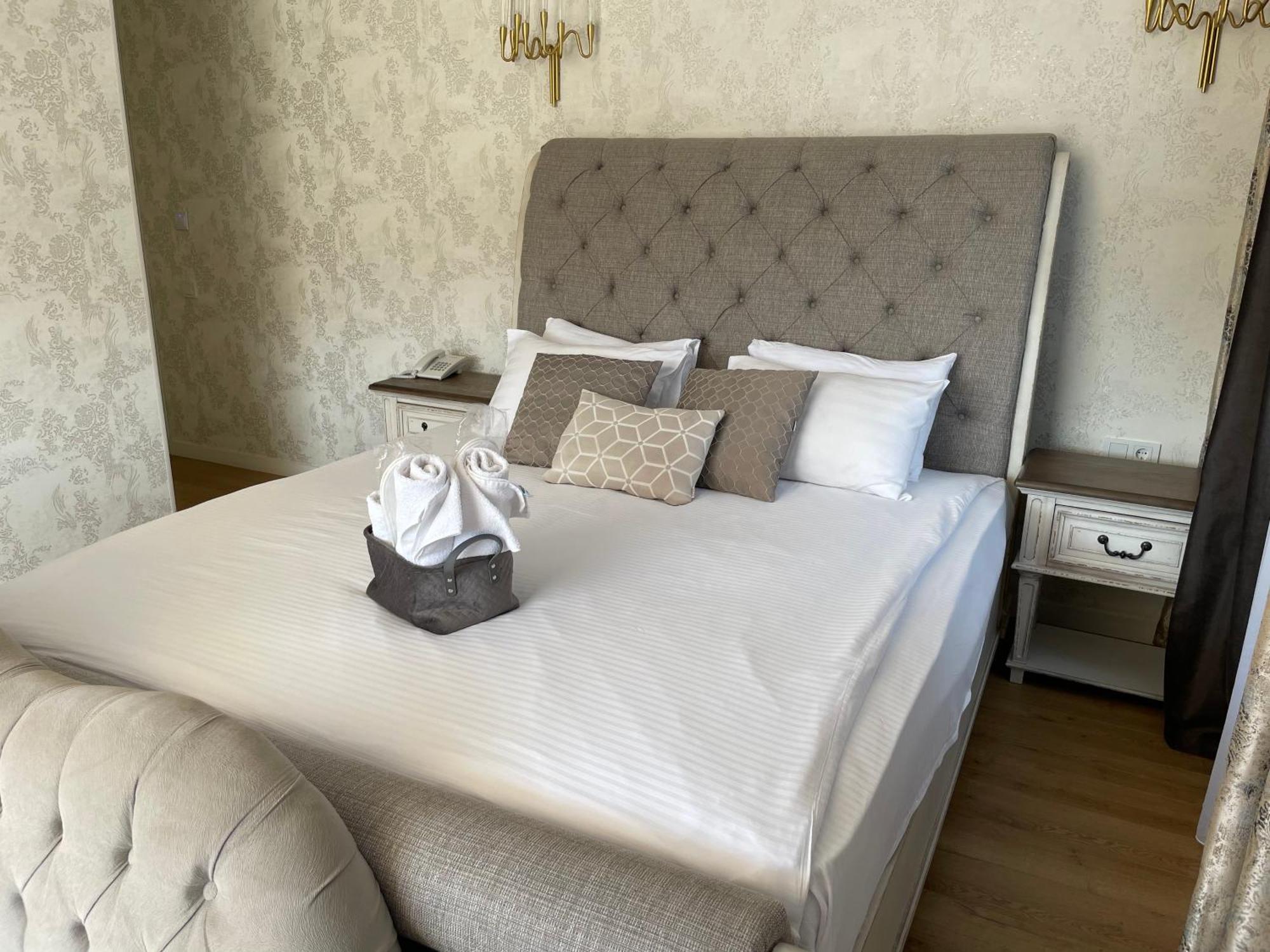 Rikhe Palace Boutique Hotel Tbilisi Exteriör bild