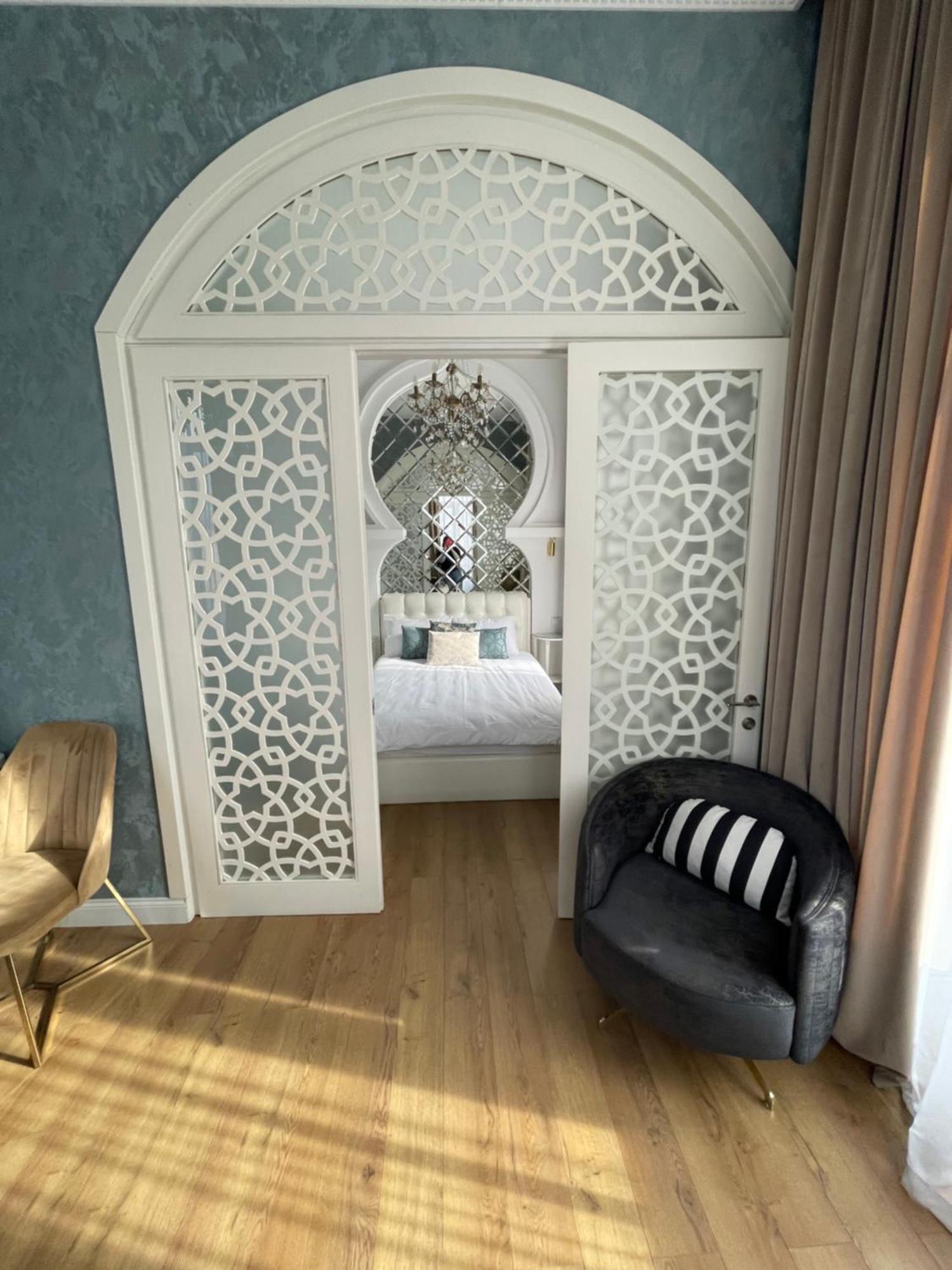 Rikhe Palace Boutique Hotel Tbilisi Exteriör bild